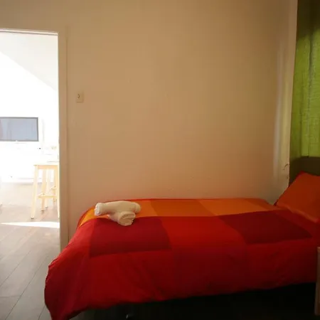 Near Clot & Sagrada Familia Apartment Barcelona Exterior photo