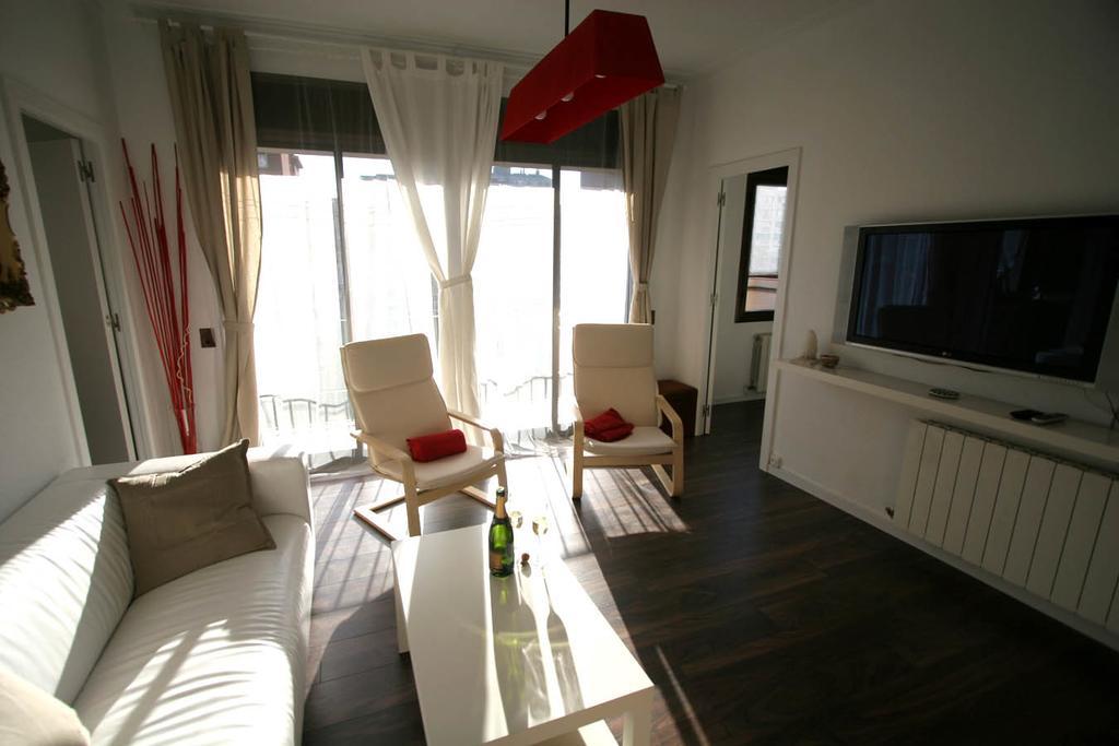 Apartment Near Clot & Sagrada Familia